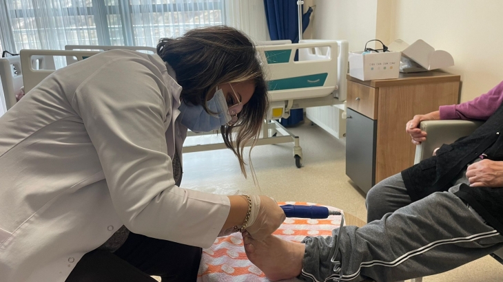 TOKAT BELEDİYESİ, HUZUREVİ SAKİNLERİNE KİŞİSEL BAKIM HİZMETİ VERDİ