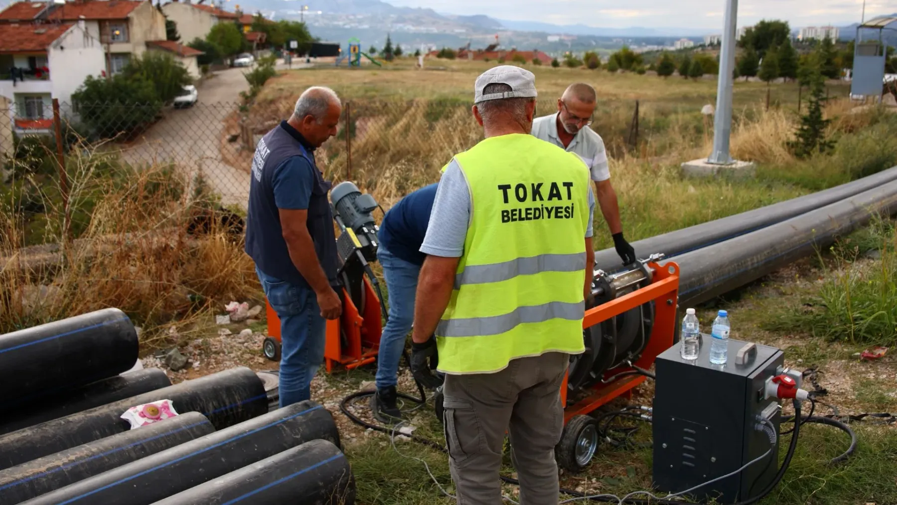 ALTIYÜZEVLER’DE İÇME SUYU HATTI YENİLENİYOR
