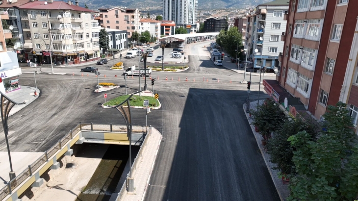 TOKAT BELEDİYESİ’NDEN ESKİ NİKSAR YOLU KAVŞAĞI’NA MODERN DOKUNUŞ