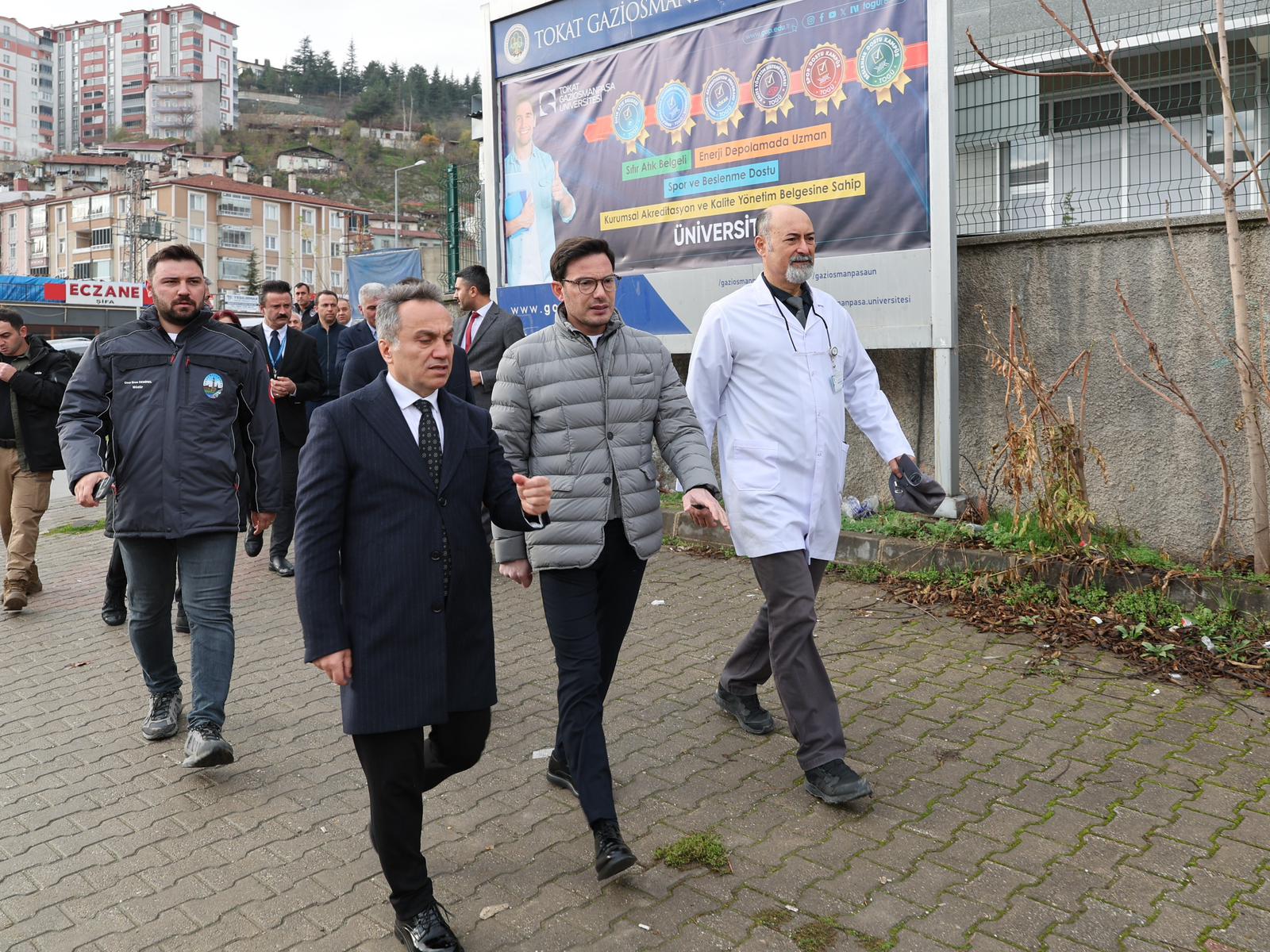 TOKAT BELEDİYESİ, ÜNİVERSİTE HASTANESİNİN OTOPARK SORUNUNU ÇÖZÜYOR